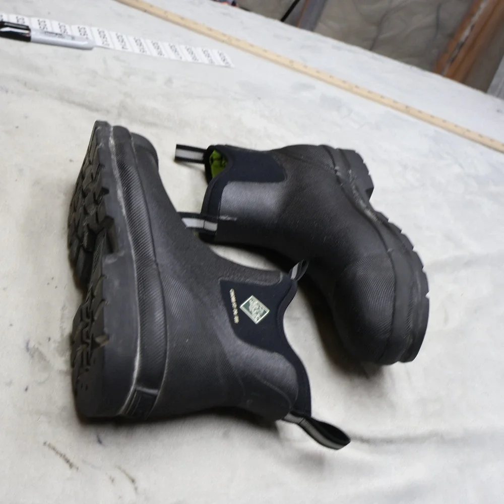 Muck Boot Unisex M10 W11 Work Boots Black Chore Mid Steel Toe Waterproof 010021